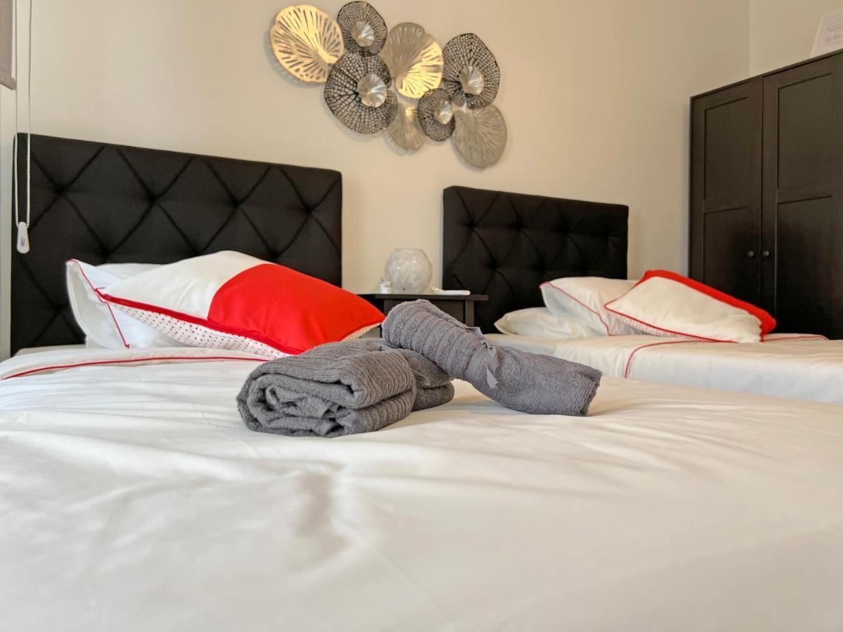 Albert's Center 101 Apartment Larnaca