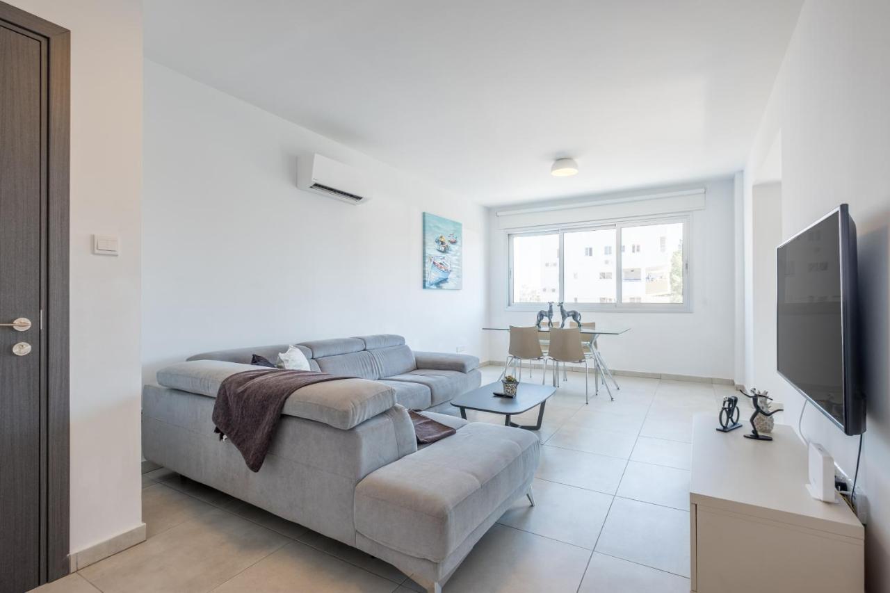 Apartment Solaar Faneromeni Larnaca