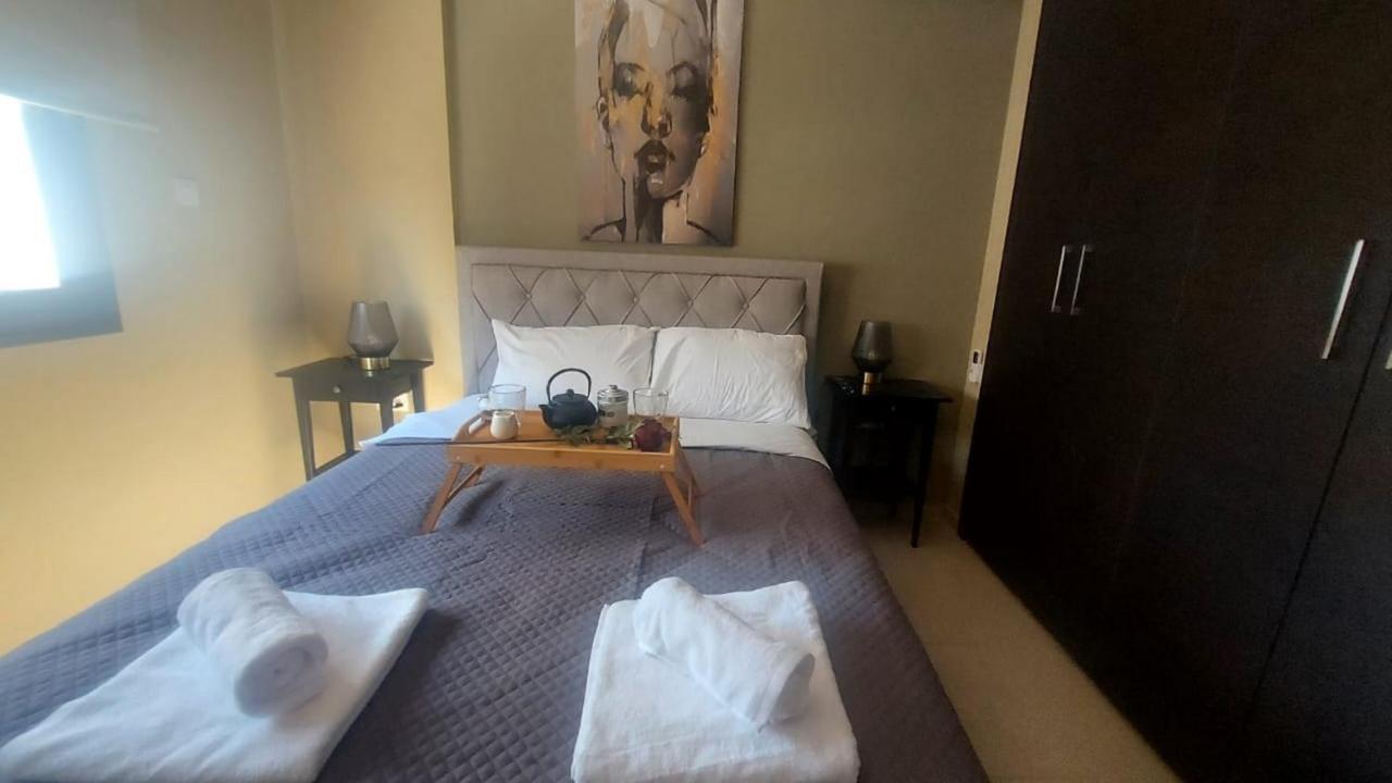 Apartamento Paramount Gardens C201