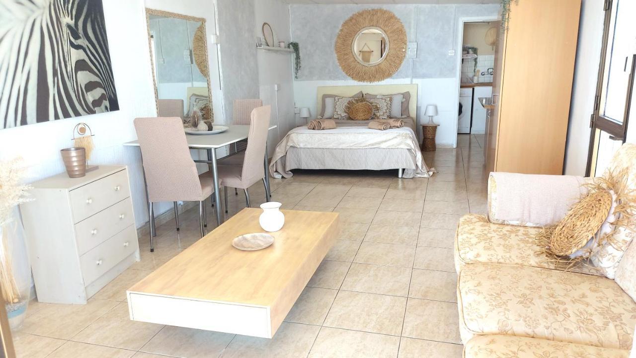 Sunrise Boho Apartment *