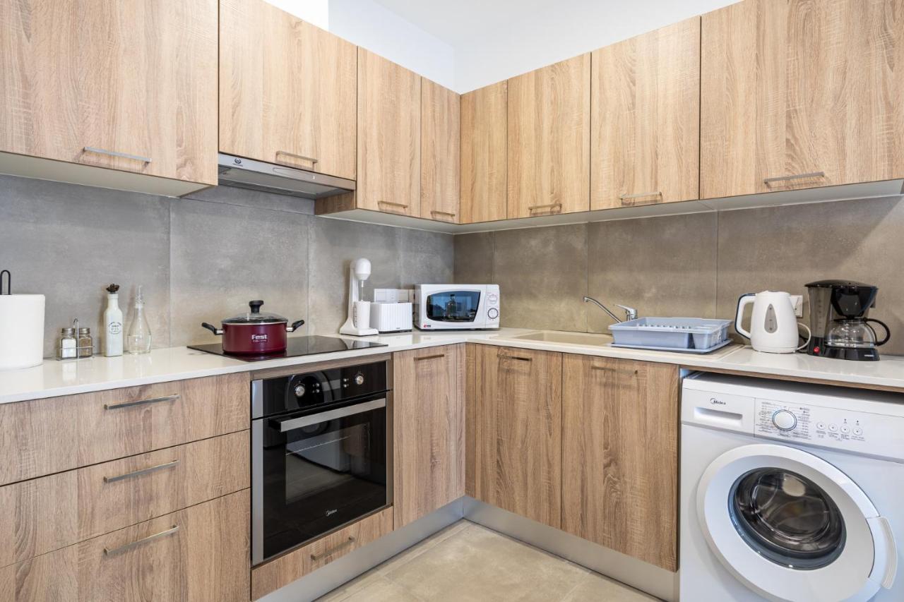 Olive 2-bedroom In *