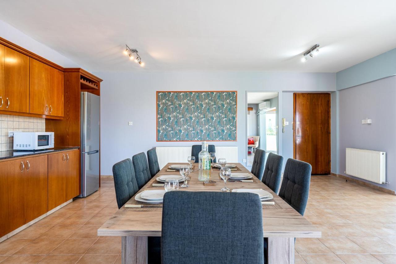 Melograno 3-br W/ Terrace In * Larnaca