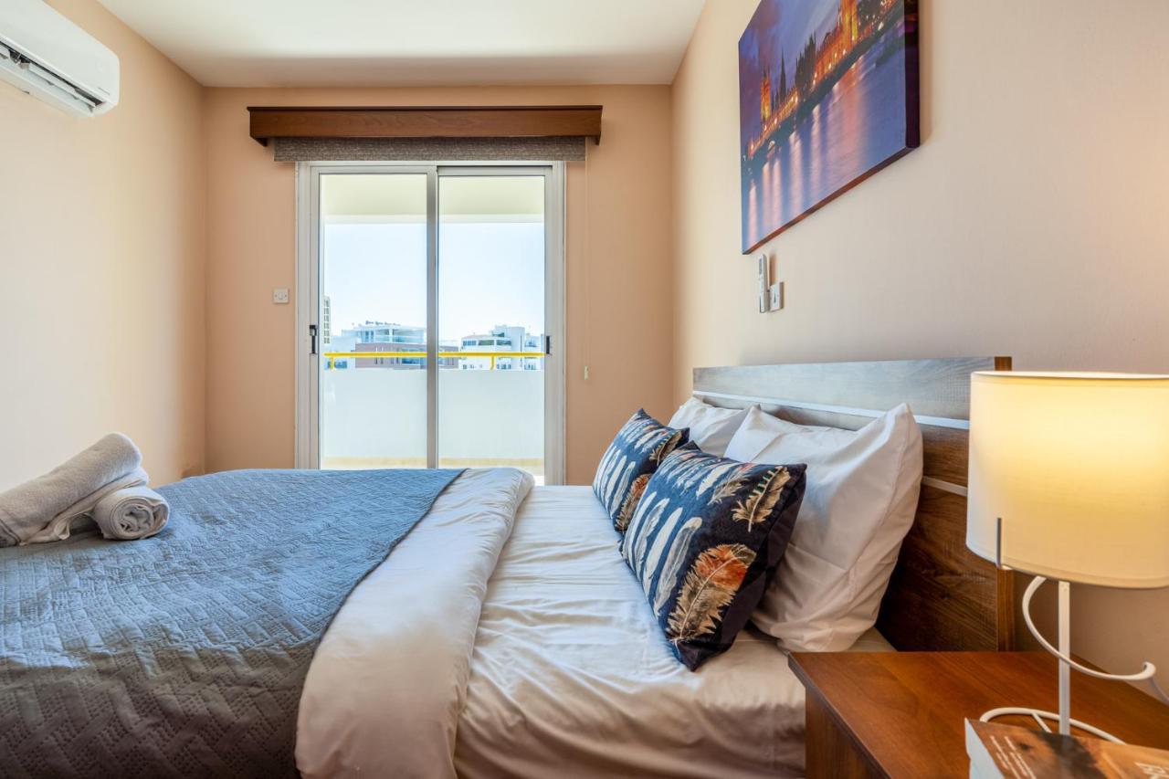 Apartment Melograno 3-br W/ Terrace In