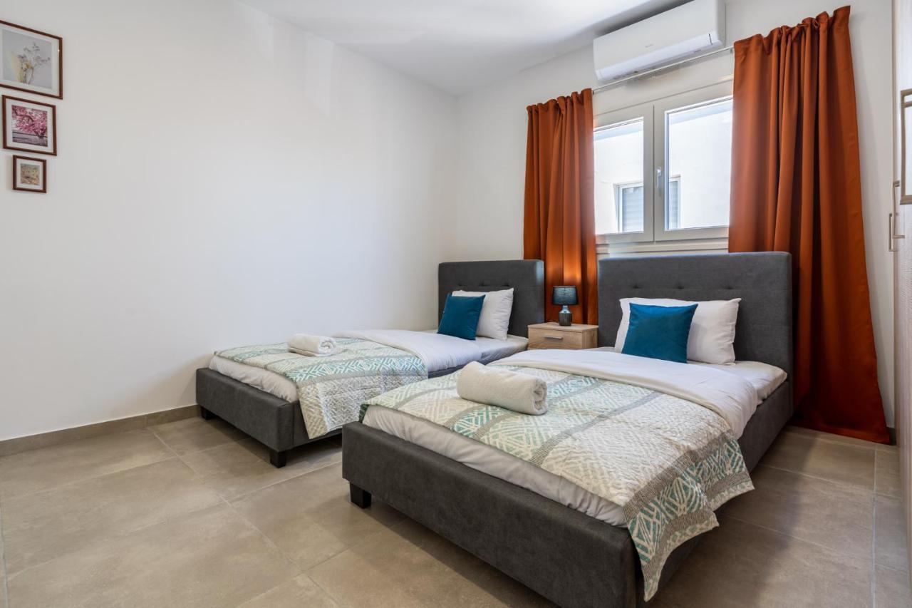 Olive 2-bedroom In Apartment Larnaca