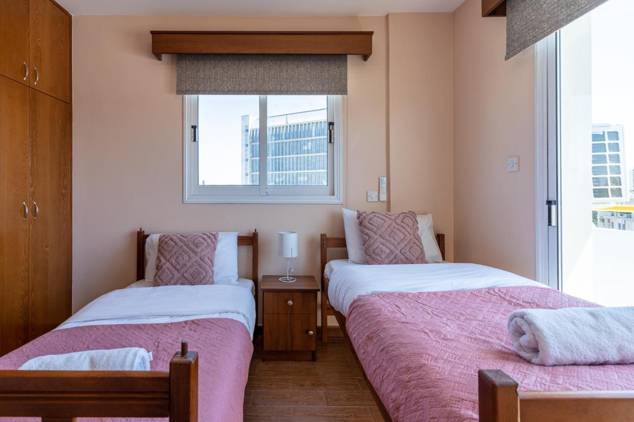 Apartment Melograno 3-br W/ Terrace In