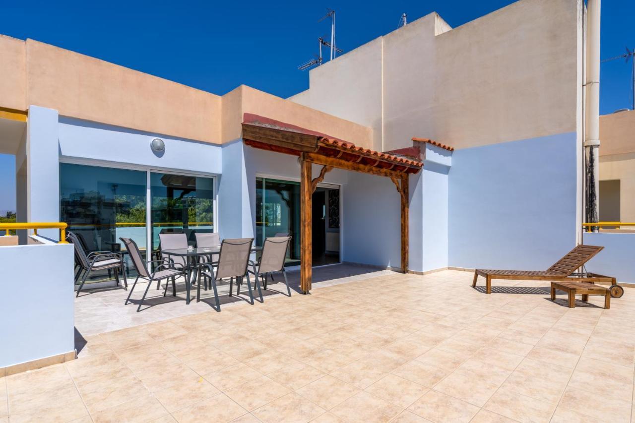 Melograno 3-br W/ Terrace In * Larnaca