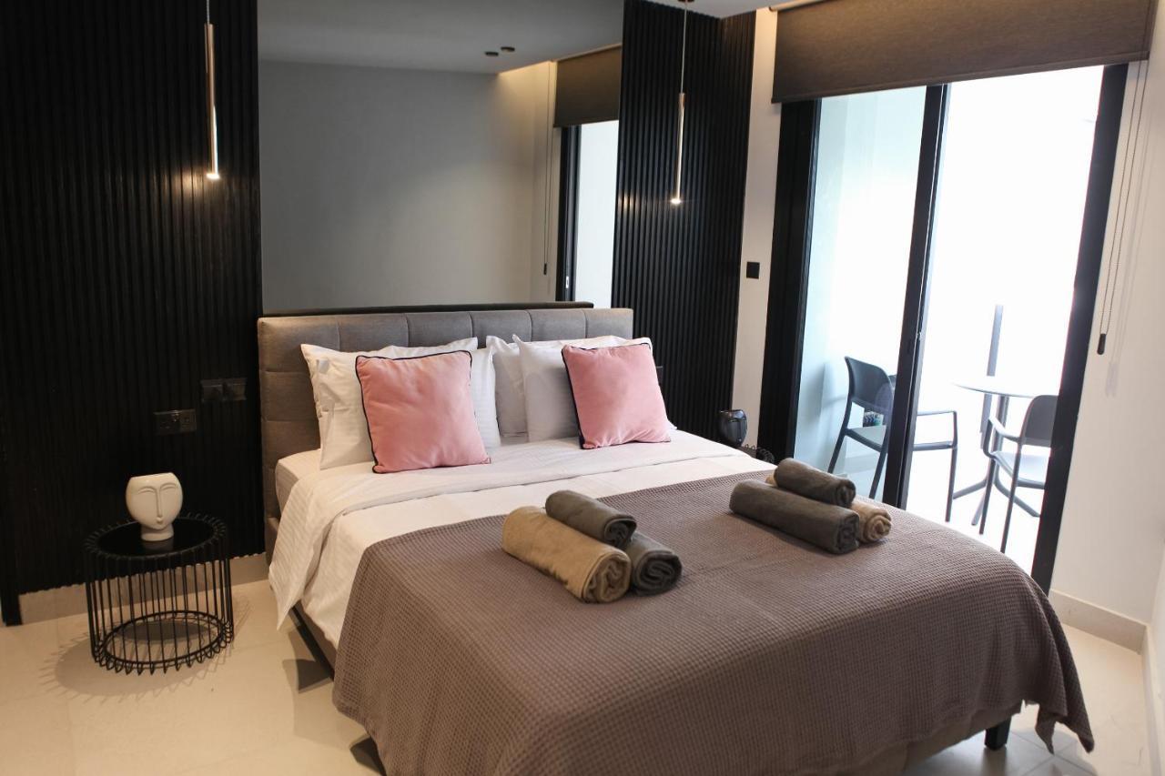 Raam Luxury