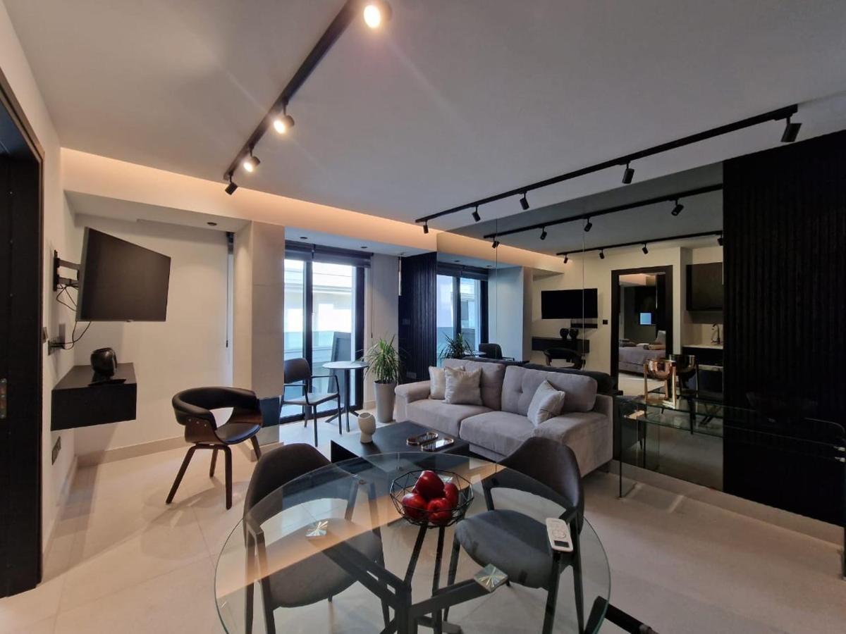 Raam Luxury Căn hộ Larnaca