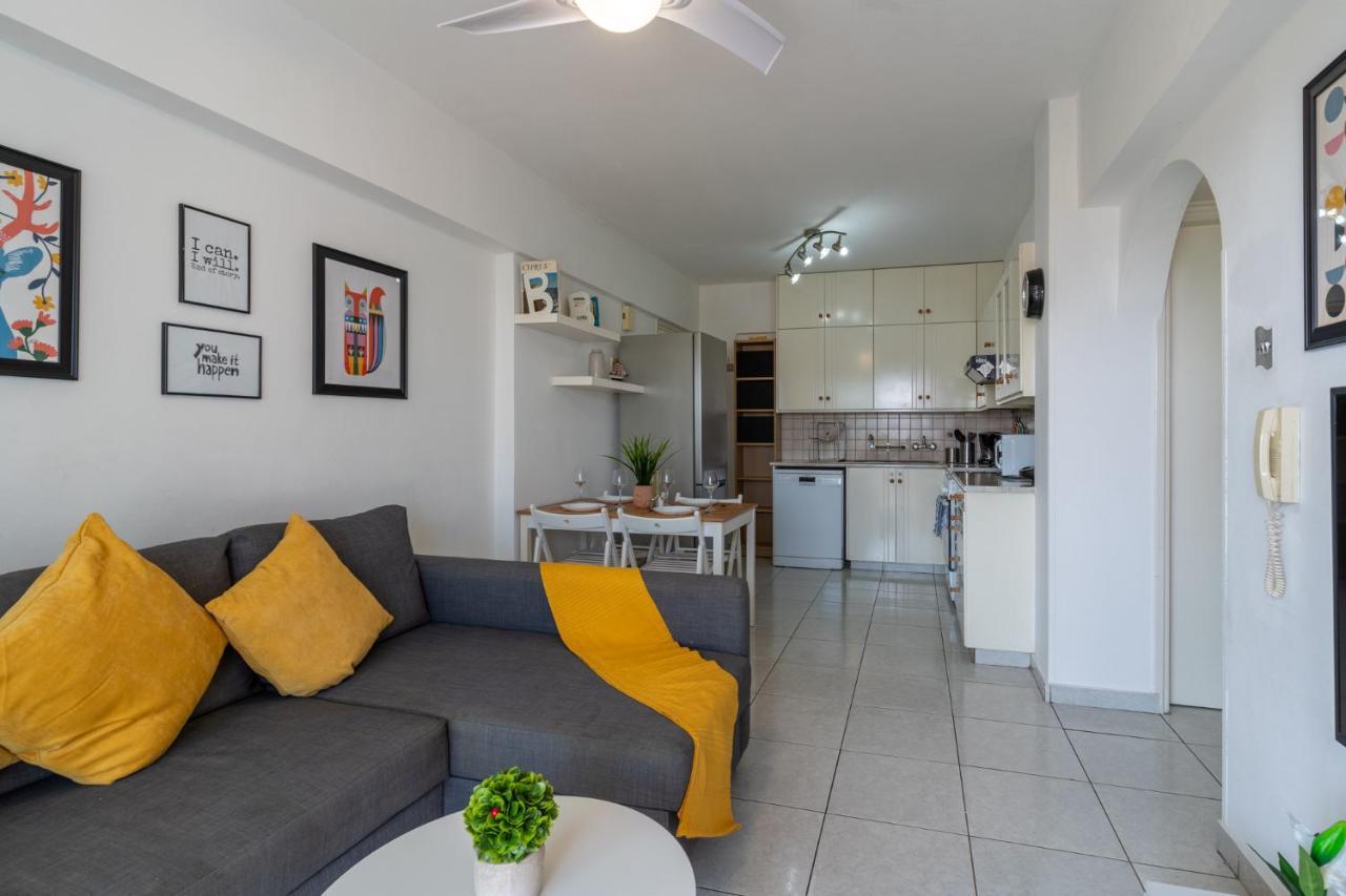 Anais 1-bedroom In Mackenzie Apartment Larnaca