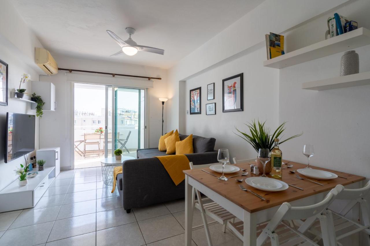 Anais 1-bedroom In Mackenzie * Larnaca