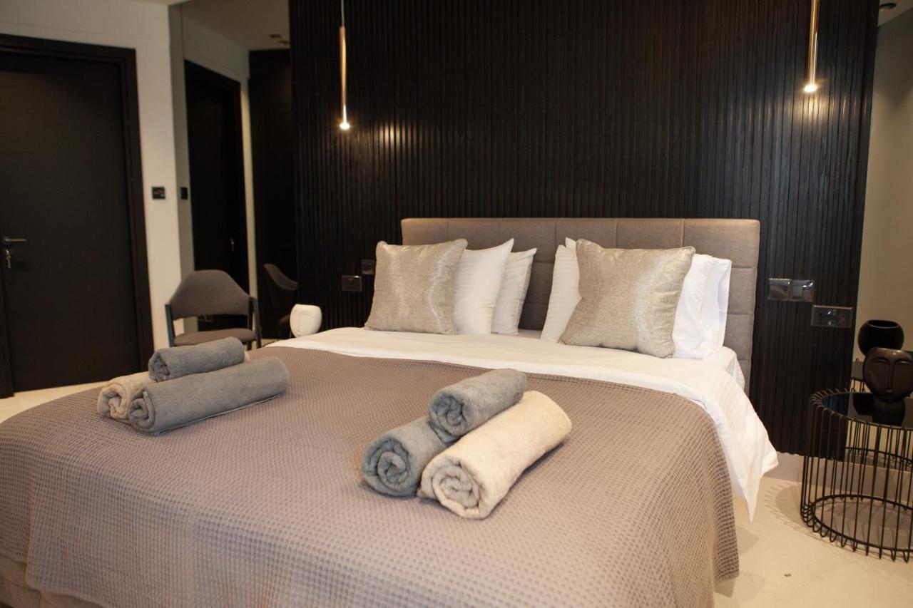 Căn hộ Raam Luxury *