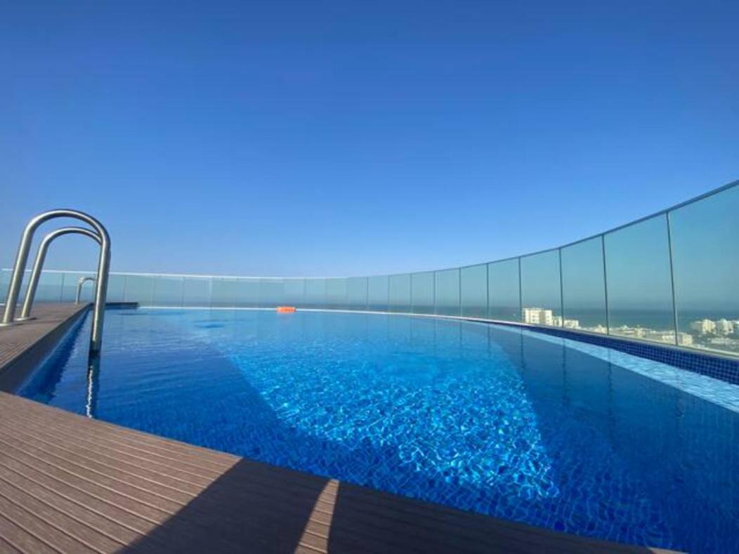 Apartment Mckenzie 2 Bedrooms Seaview Larnaca