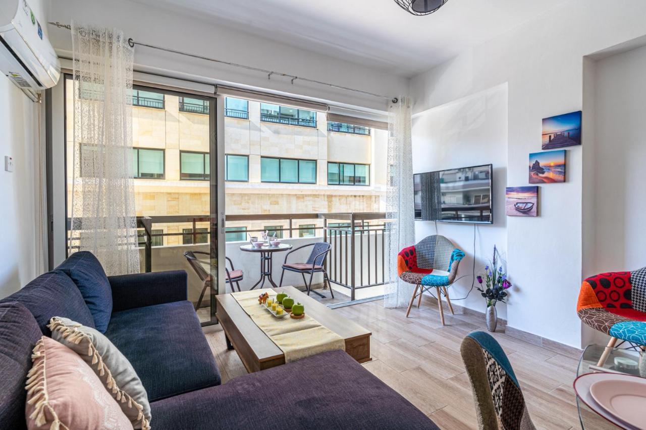 Apartment Berries 1-br In