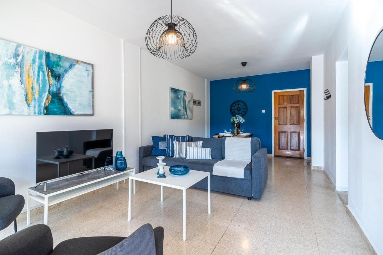 Azure 2-br W/terrace In