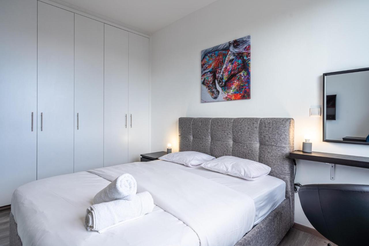 Sunflower 1-bedroom In Apartamento *