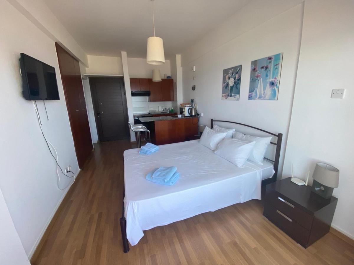 Alex 33 Apartment Larnaca
