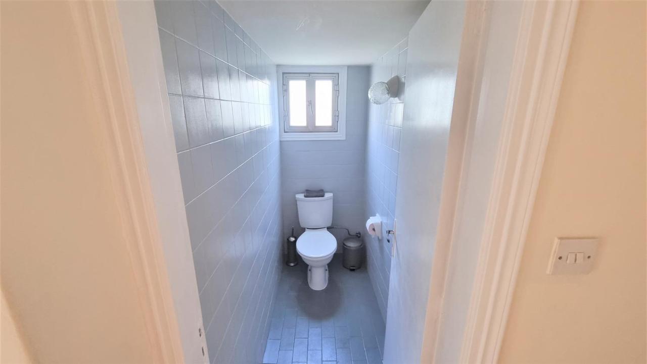 Comfy 2br In The Center, Free Parking And 3min Walk To The Beach! Apartment Larnaca