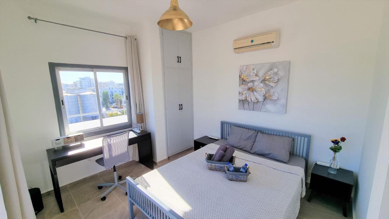 With 360° Balcony And Direct Sea And Harbour View! * Larnaca