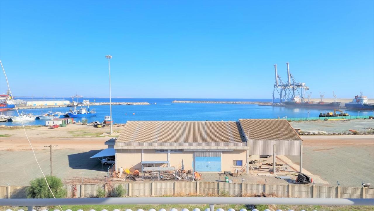 With 360° Balcony And Direct Sea And Harbour View! *