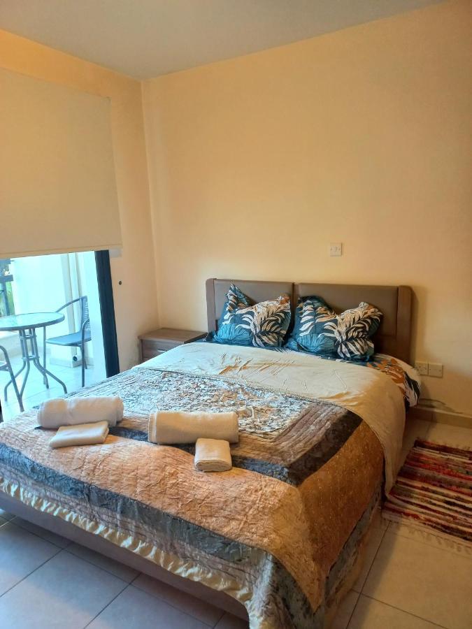 Sabine - Finikoudes 102 Apartment *