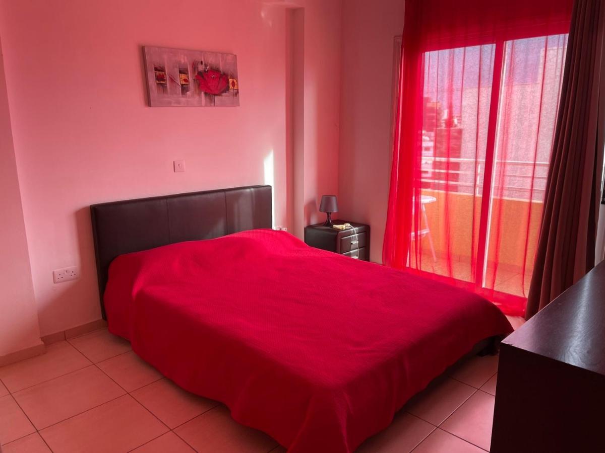 Capella, Apartment *