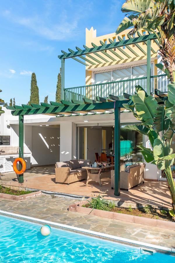Villa Poseidon Gardens By Ezoria