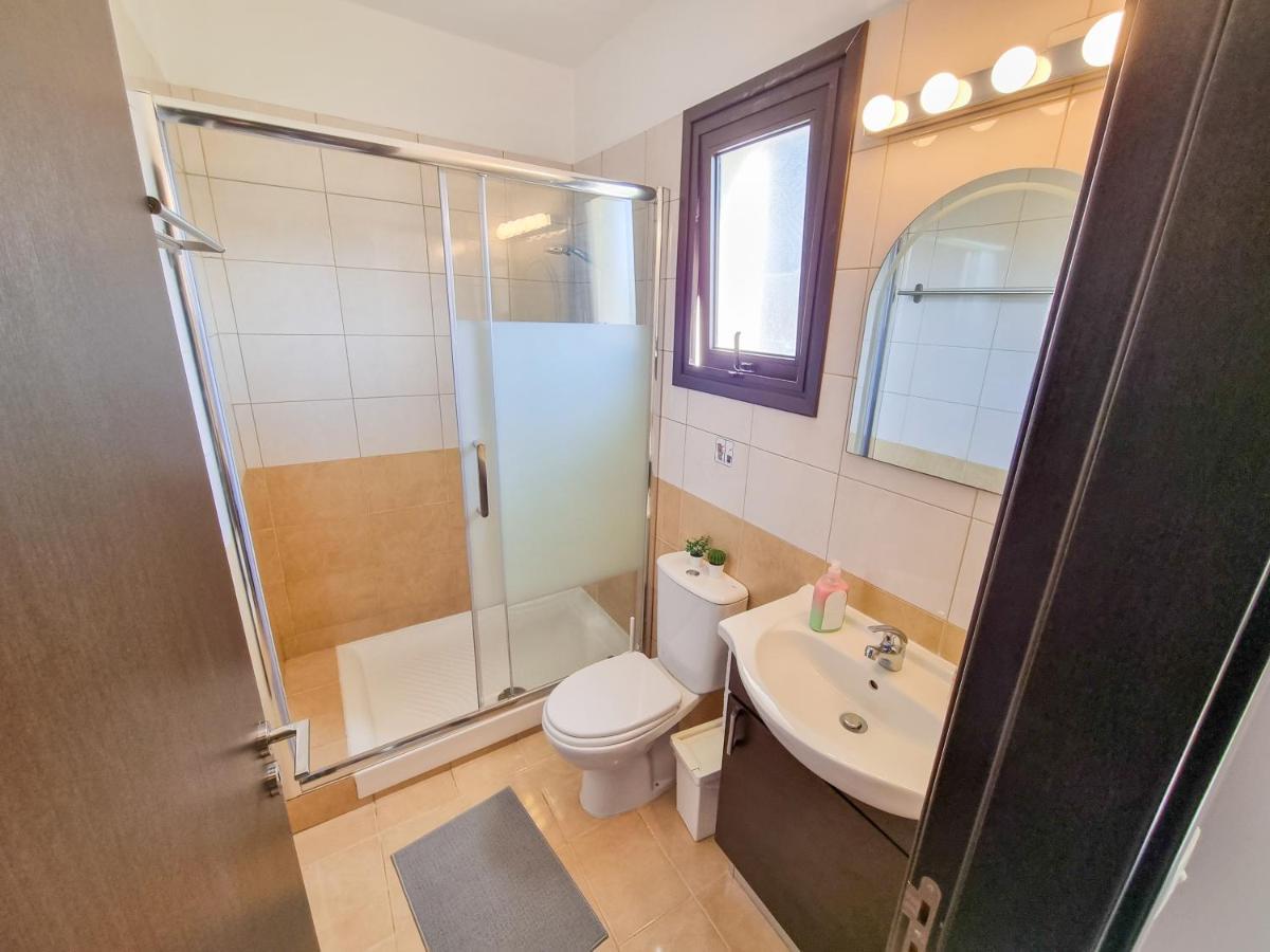 Apartment Light House Larnaca
