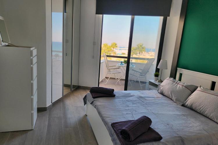 Prime Beachfront On Finikoudes Apartment Larnaca
