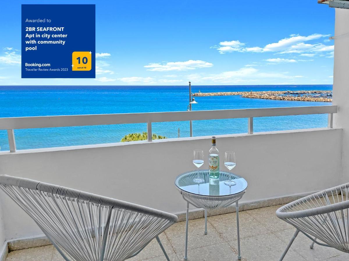 2br Seafront In Center With Community Pool Apartment