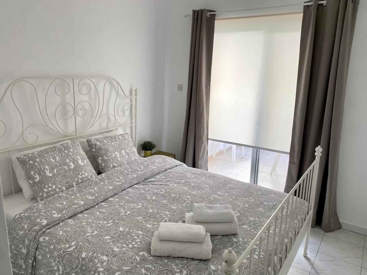 Kontheo Elli Ground Apt 2 Near The Beach *