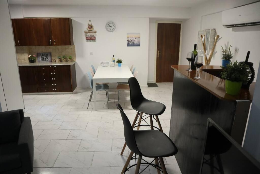 Miriam's Apartment *