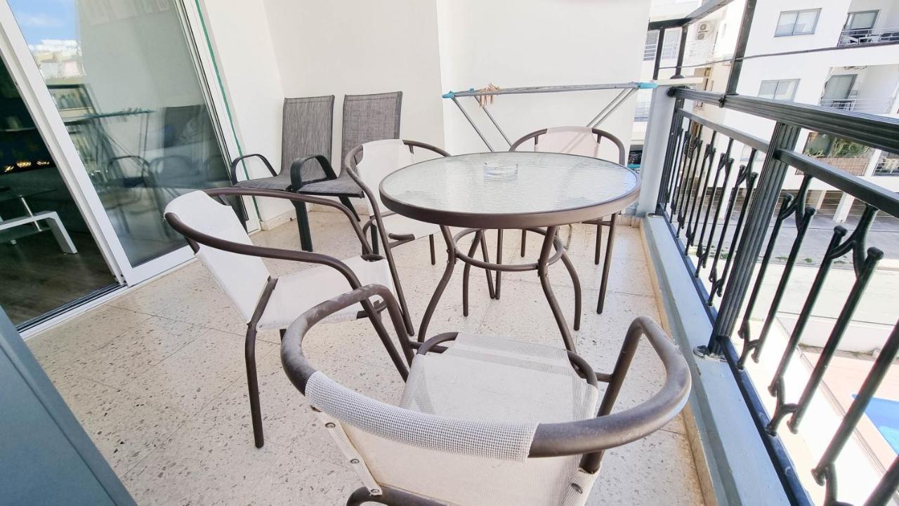 Modern Retreat: 2br Stylish With Comfy Rooms! Smart Tv With 200mbps Internet Apartment