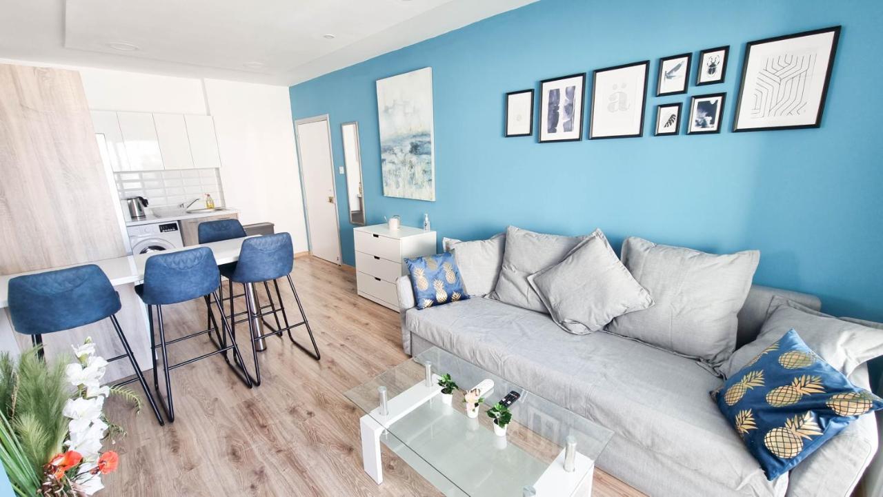 Apartment Modern Retreat: 2br Stylish With Comfy Rooms! Smart Tv With 200mbps Internet