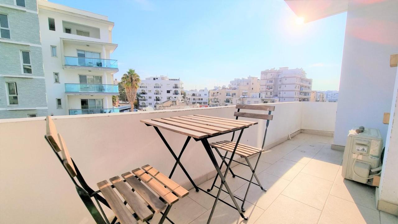 Coastal Getaway: 2 For Up To 14 Guests! Light-flooded And Spacious Apartamento