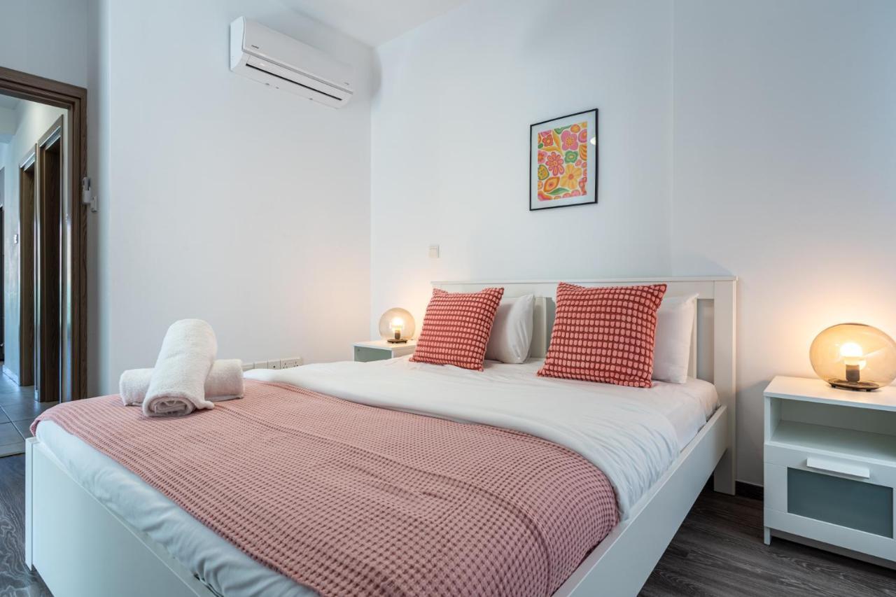 Crystal 2-bedroom In Apartment