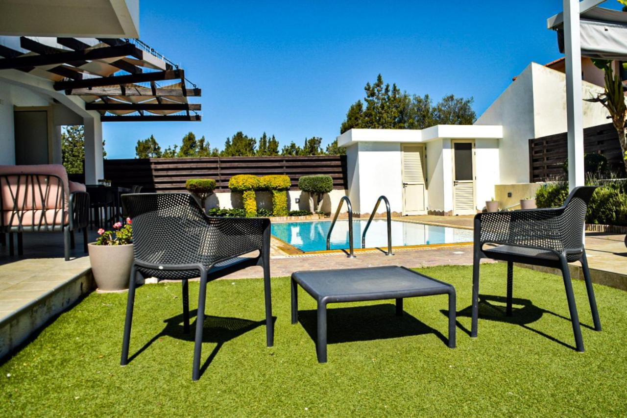 Ilios Villa *
