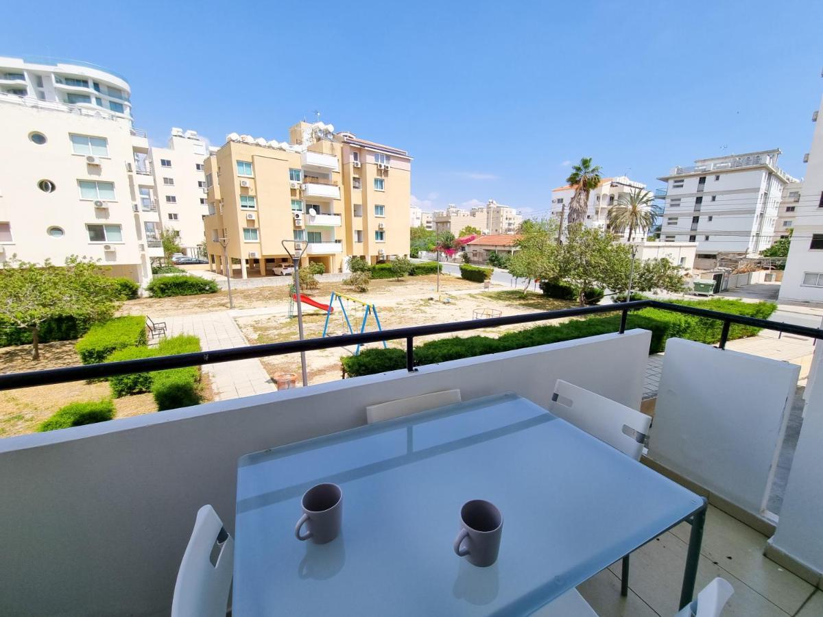 Seaside Heaven With Pool Apartment Larnaca