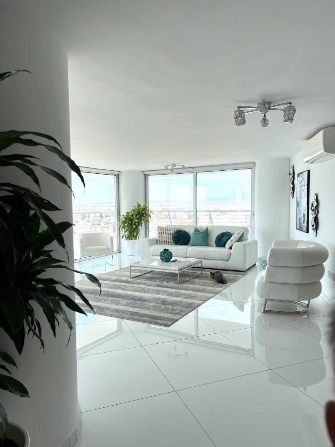 Olympus Penthouse 360 View Apartment Larnaca