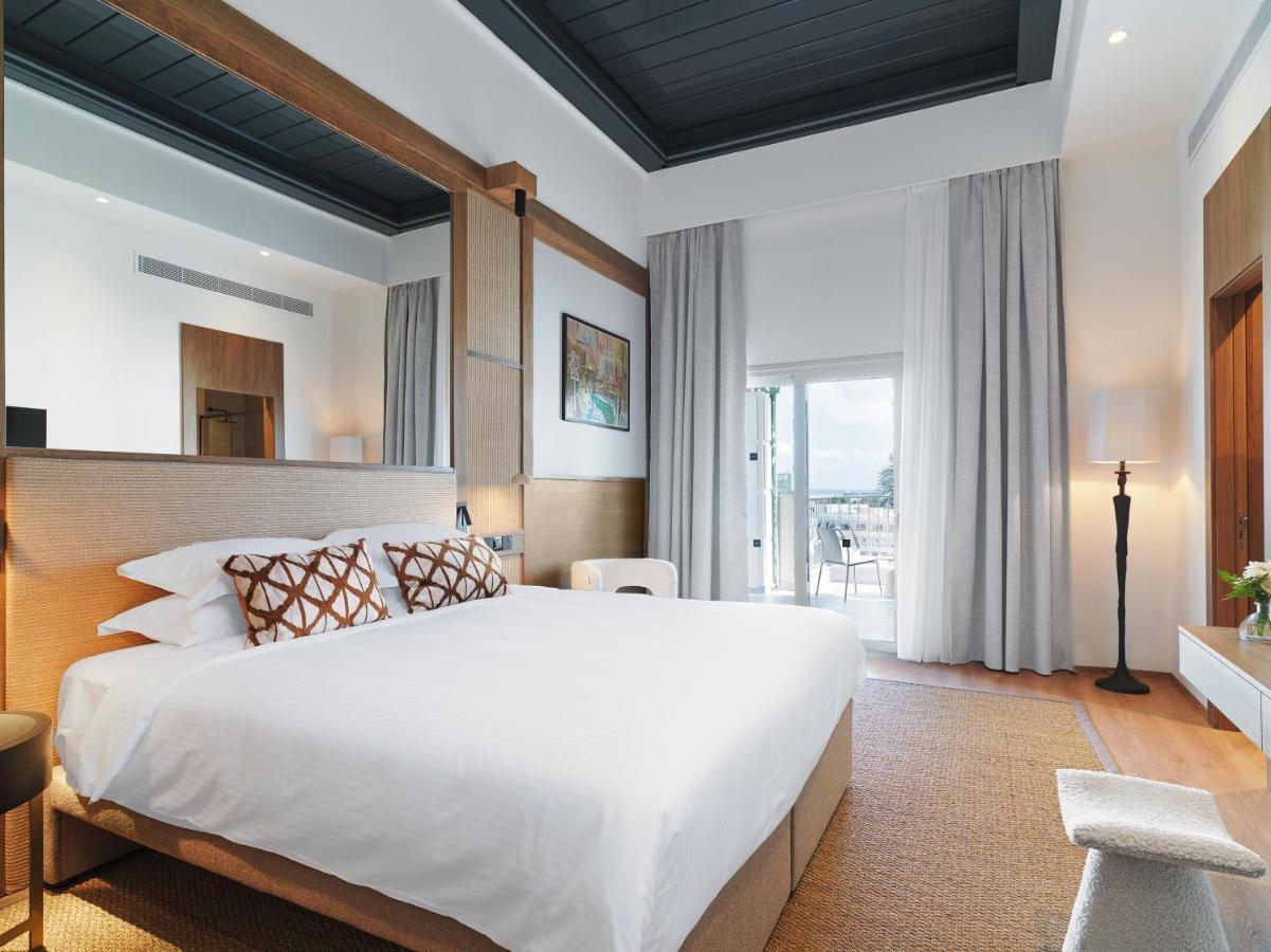 Leonardo Boutique 4*