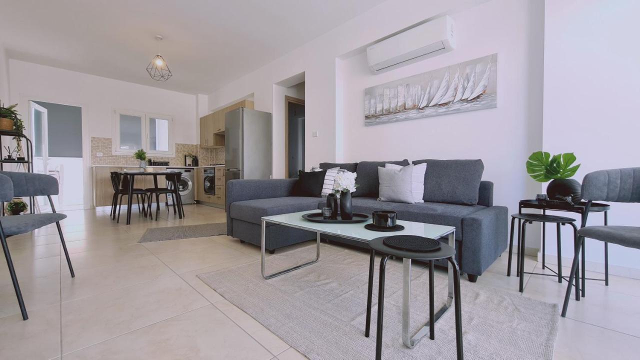 Novel Apartment Larnaca