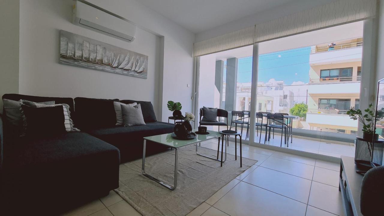 Novel Apartment *