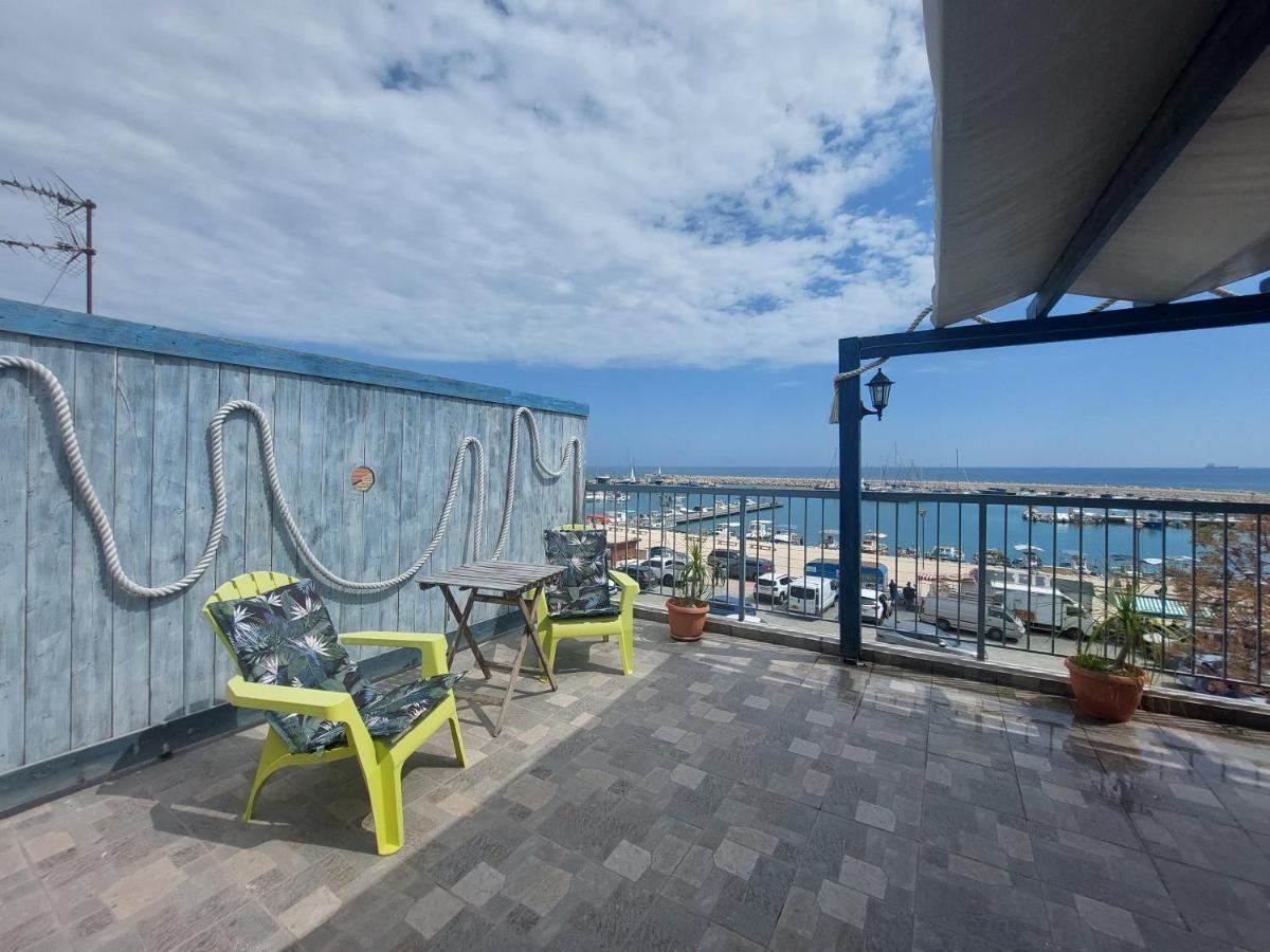 Holiday home Penthouse With Roof Garden In Zygi Village Marina *