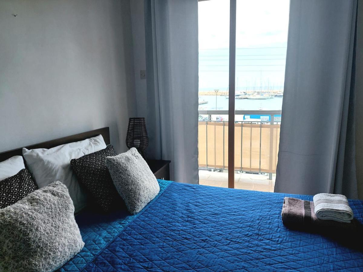 Penthouse With Roof Garden In Zygi Village Marina Holiday home