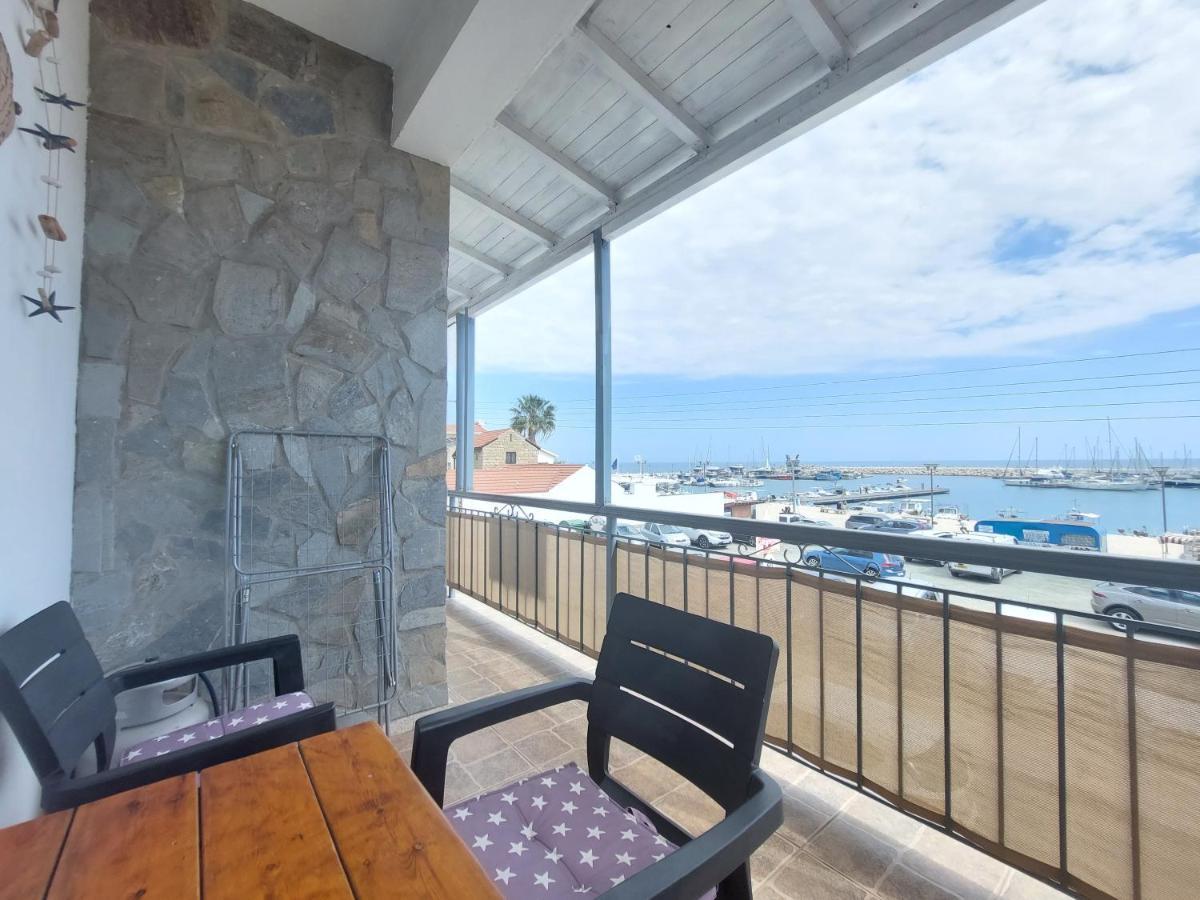 Penthouse With Roof Garden In Zygi Village Marina Larnaca