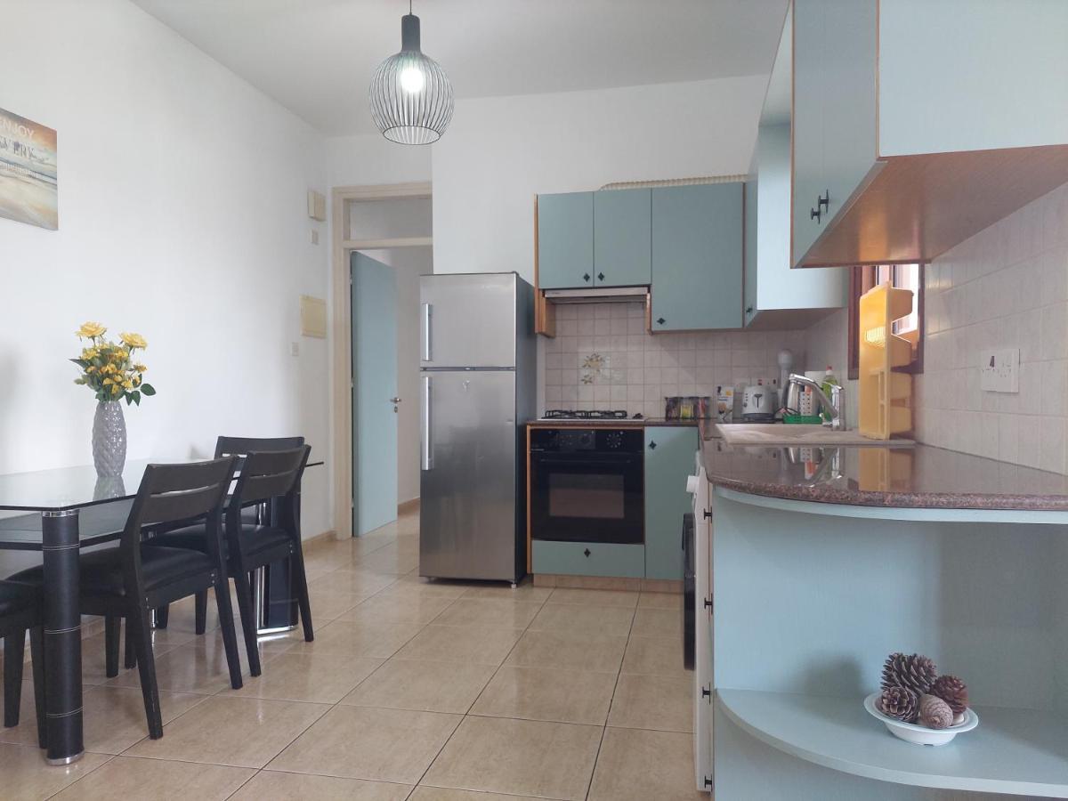 Holiday home Penthouse With Roof Garden In Zygi Village Marina