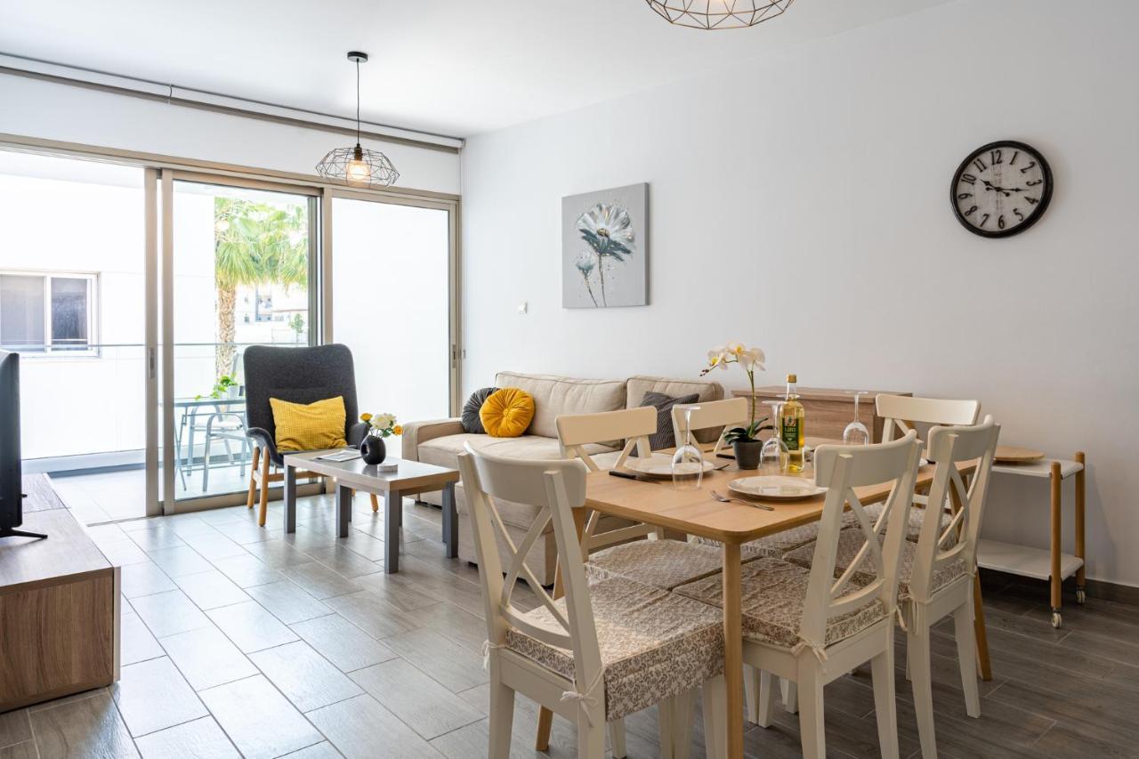 Honey 1-bedroom In *
