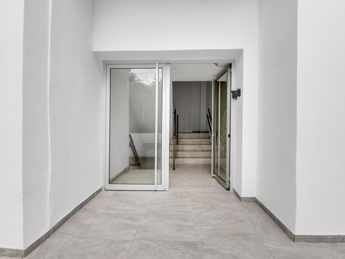 Sanders Crystal Apartment Larnaca