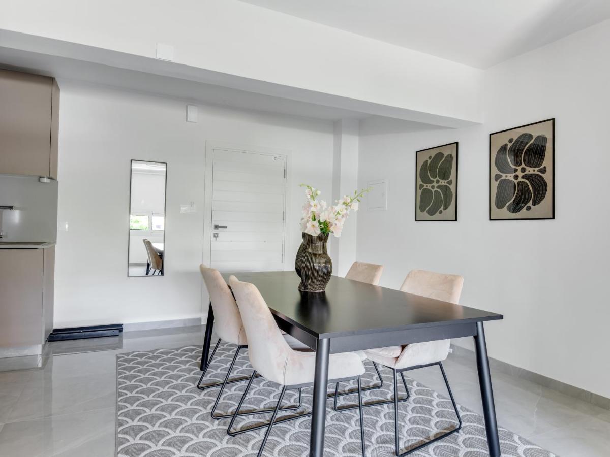 Apartment Sanders Crystal *