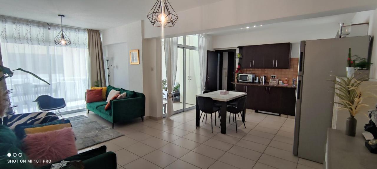 Seaview Harmony Apartment *