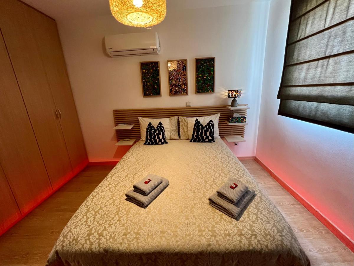 Apartment Fat Cow 103 *